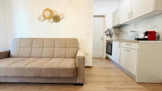 Modern Garden Apartment, by Delta Hospitality - 7