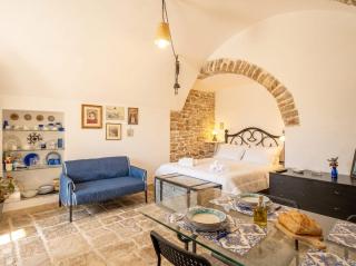 Corte Fiorita Suite in the Center - 4