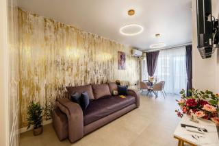 Salis Retreat in Odyssey Spa and pools - 9