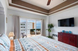 Oceanview Condo 2BR 2BA at Las Palmas Resort - 4