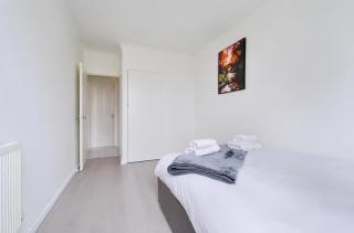 Cozy 2-Bed Escape in Blackheath Smart Studio - 5