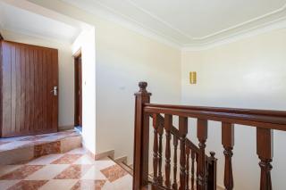 The Palm Villa Spacious 5-Bedroom Family Getaway - 3