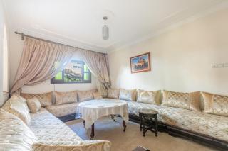 The Palm Villa Spacious 5-Bedroom Family Getaway - 9