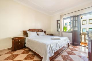 The Palm Villa Spacious 5-Bedroom Family Getaway - 2