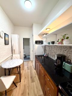 TIME SQUARE PORT AUTHORITY HUDSON YARD MIDTOWN WEST SUPER CONVENIENT 1ST FLOOR 1-BEDROOM APt - 5