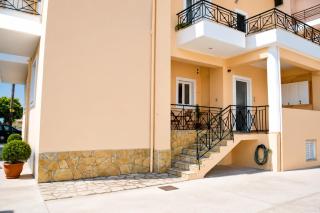 Kalamata Port-Marina Apt by "elite" - 4