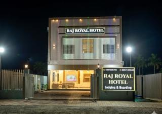 Raj Royal Hotel - 9