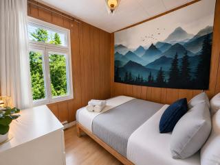 Chic Shack with spa - near Massif Charlevoix & MSA - 2