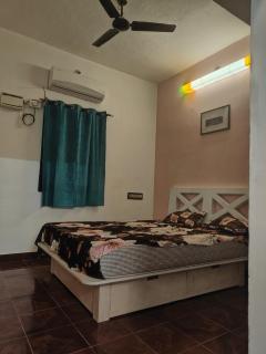 Vaisnika's Villa and HOMESTAY - 1