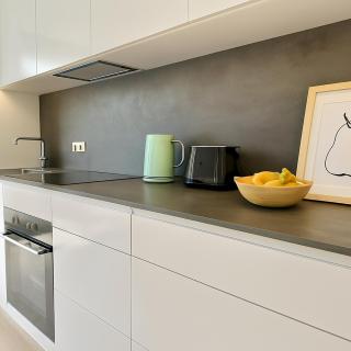 Modern Apartment with Free Parking - 7