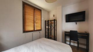 Chambre 8 - 2