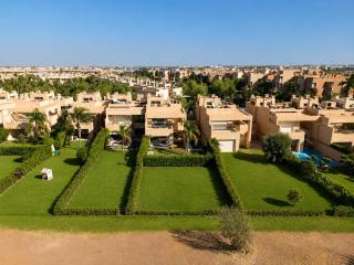 Luxury Villa Private Pool & Golf View 7 min to center - 5