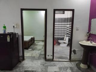 Guru guest House - 1
