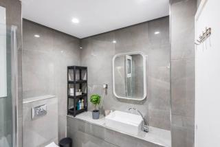 Beautiful apartment next to Piraeus sea - 1