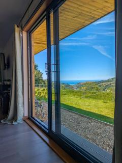 Bay View Cabins at Combe Martin Wildlife & Dinosaur Park - FREE ENTRY - 8