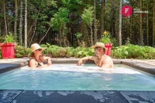 La Villa du Spa Creusé - Chalet avec spa extérieur privé à Pont-Rouge - Resort près de Québec - 8