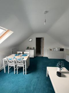 Cosy East Clare Apartment - 5