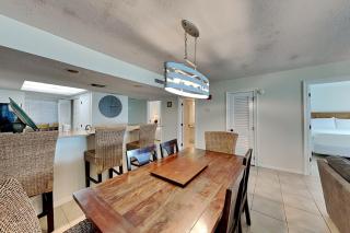 Edgewater #1205 - 4