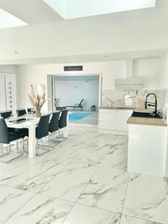 L EVEA GITE DE CHARME Piscine intérieure et spa - 0