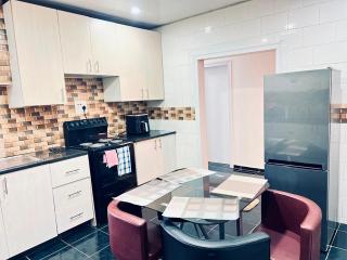 Fallsdale Apartments - 7