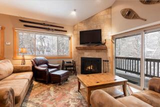 Snow Flower 158 by Park City Lodging - 4