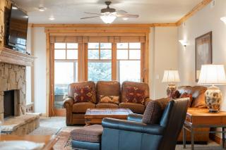 Town Pointe C201 by Park City Lodging - 2