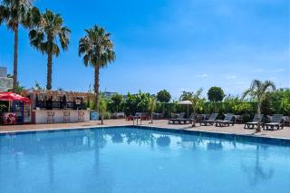 Laristone Suite Spa Hotel - 9