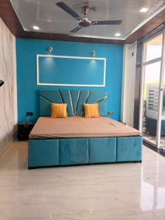 Kriyansh Homestay Vrindavan Near Prem Mandir - 5