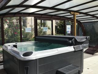 Villa Castalie - Maison de maître, grande piscine et jacuzzi, classée 5 étoiles - 9