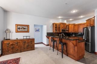 Town Pointe B304 by Park City Lodging - 7