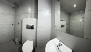 Hotel Holiday Park,Thalassery - 4