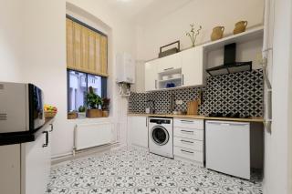 Stylish & High Ceiling Apt Around Galata Tower - 6