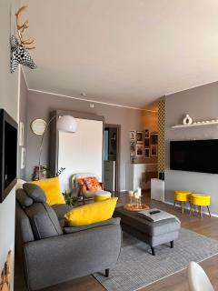 Panoramic apartment in the heart of Sesto - 9