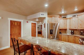 Town Pointe B203 by Park City Lodging - 7