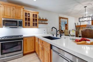 Town Pointe B102 by Park City Lodging - 1