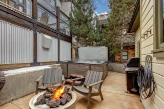 Town Lift Chalet by Park City Lodging - 1