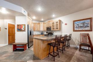 Town Pointe A202 by Park City Lodging - 7