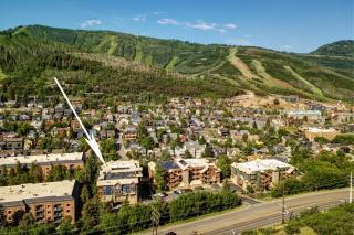 Town Pointe A102 by Park City Lodging - 6