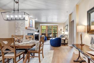 Town Pointe A102 by Park City Lodging - 2