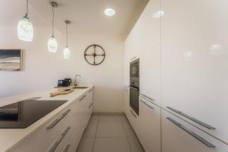 Modern Apt in Marsaskala | Near Seafront & Beaches - 1