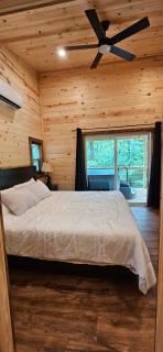 Wildwood Cabins - 3
