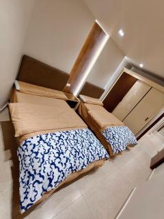 High-Floor 2-Bedroom Modern Apartment - 1