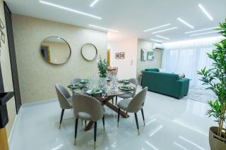 Modern 3BR! 9fl, King Bed! Sti!, - 8