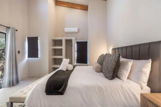 Yanas Luxury Villa - 5