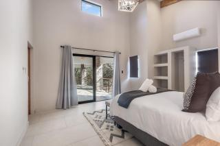 Yanas Luxury Villa - 6