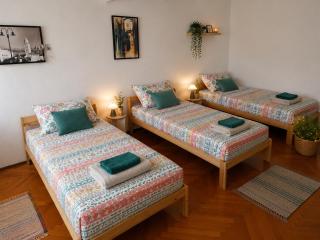 Rooms - 8
