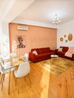 Prime Location Cozy Apartment City Centre - 3