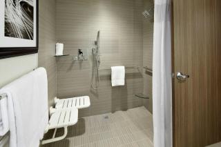 Courtyard by Marriott Akron Downtown - 8