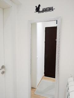 Gospođica - 3