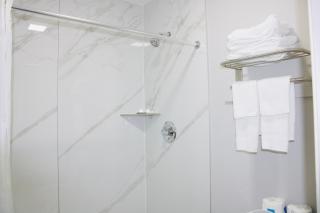 HomeStay Inn & Suites - 1